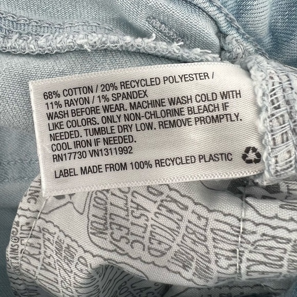 Cat & Jack Super Stretch Cut Off Jean Shorts Size Large (10/12) Girl's - Picture 5 of 5